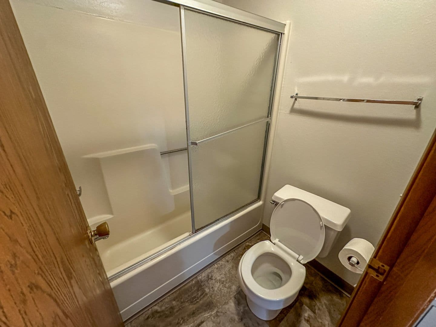 Ames House: 3010 Oakland St
