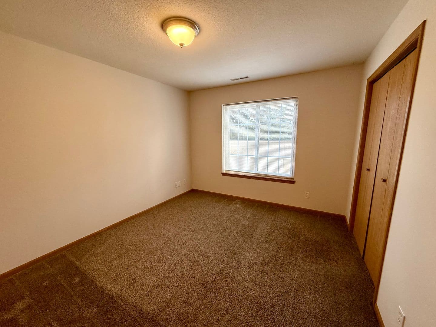 Ames Apartment: 219 Crystal St