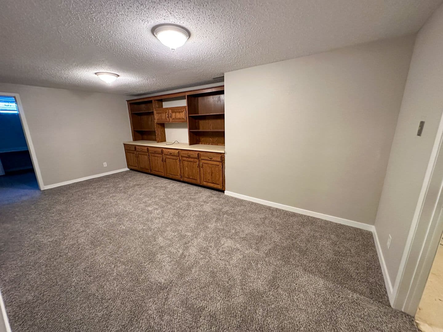 Ames House: 3419 Taft Ave