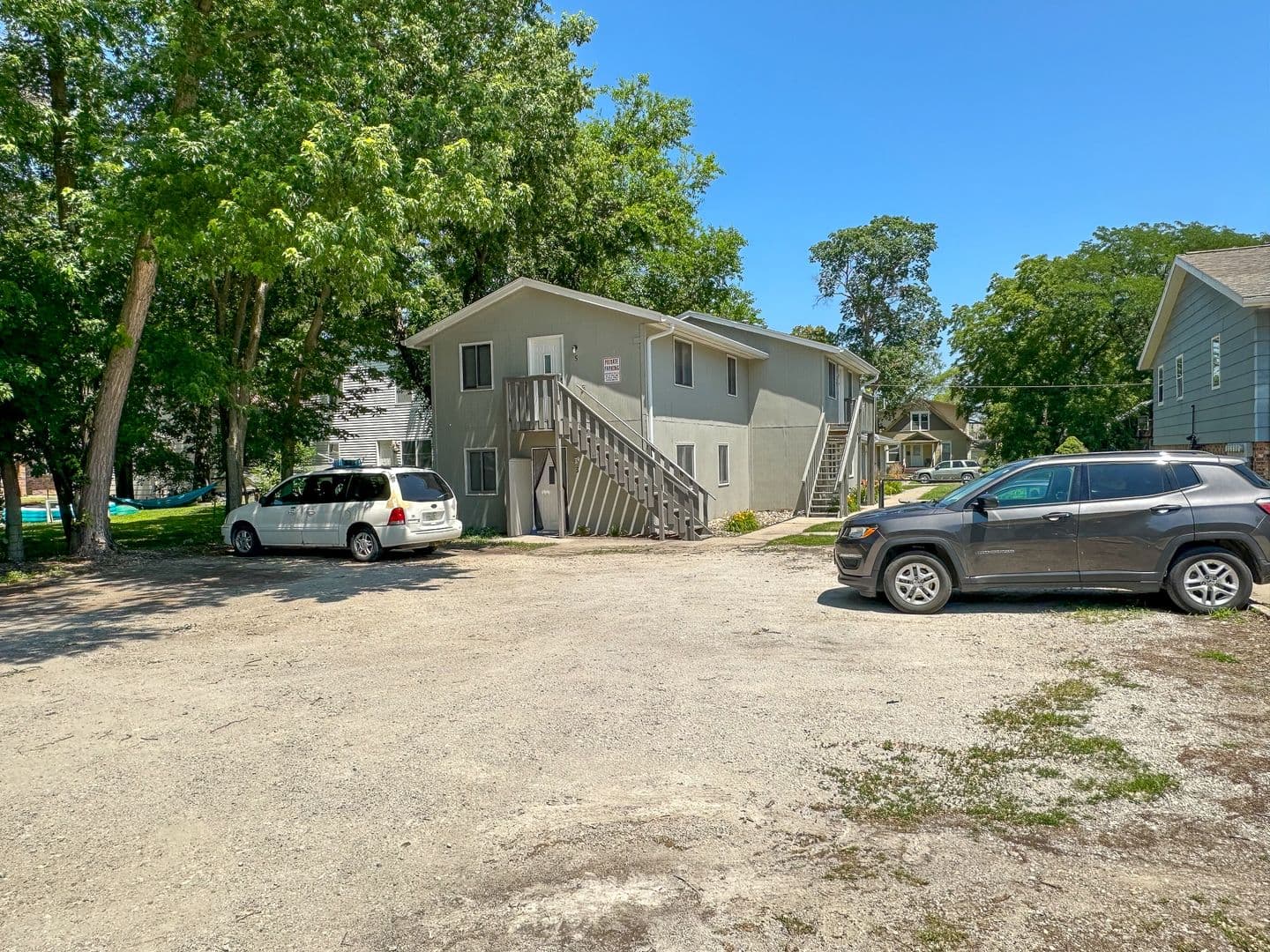 Ames Apartment: 219 Washington Ave