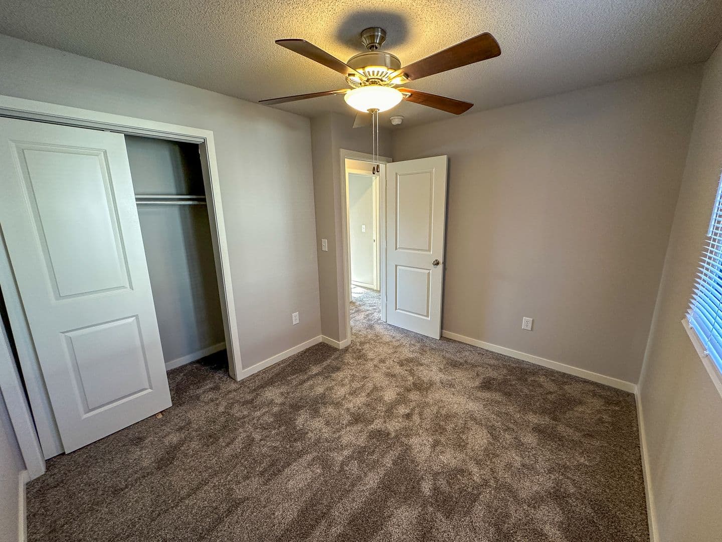 Ames Apartment: 312 Hillcrest Ave