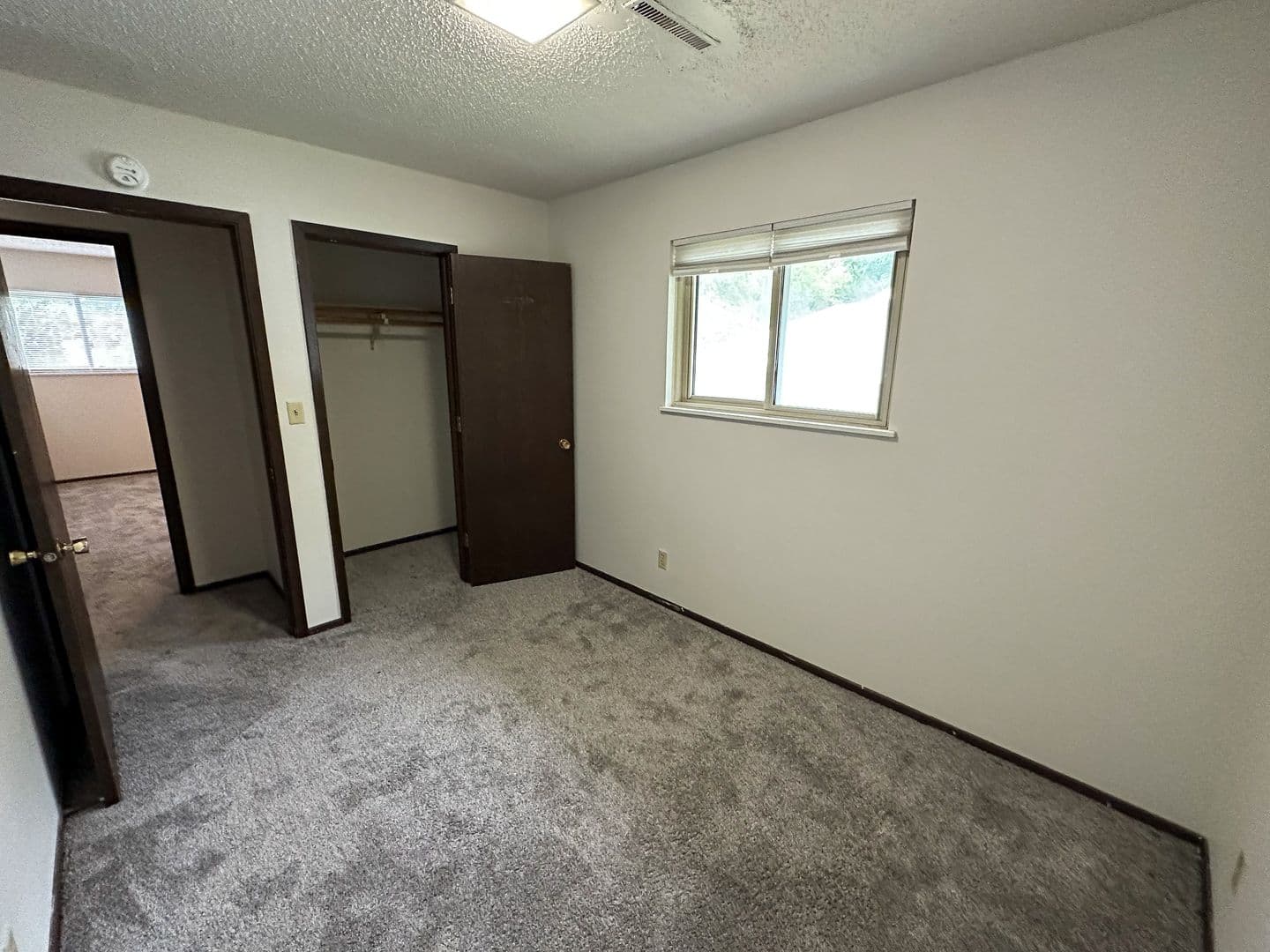 Ames Apartment: 121 Howard Ave