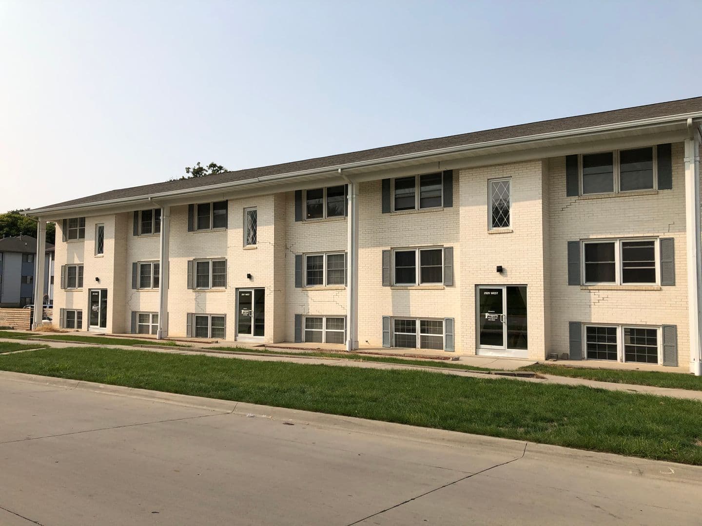 Ames Apartment: 2929 West St