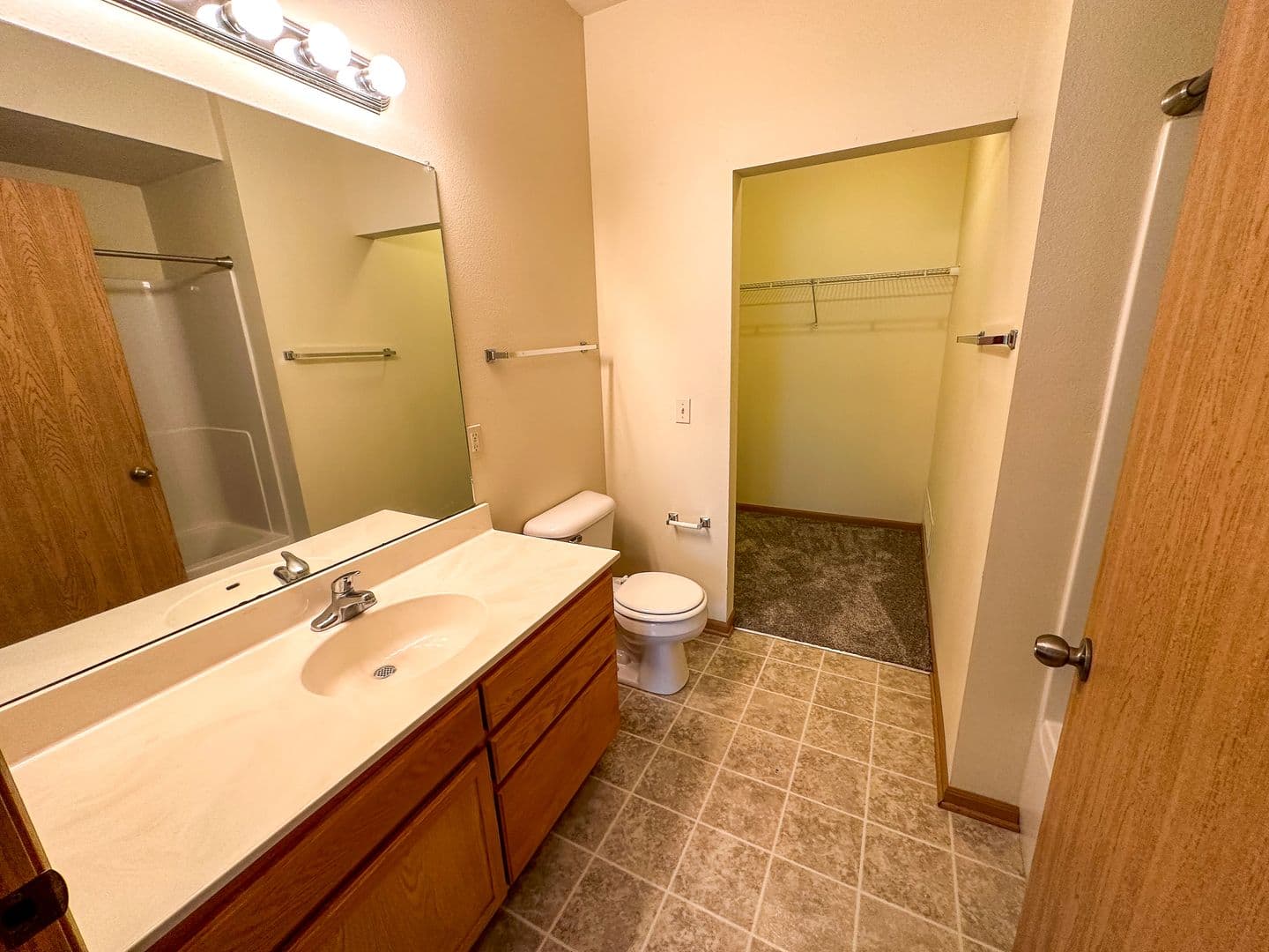 Ames Apartment: 205 Beach Ave