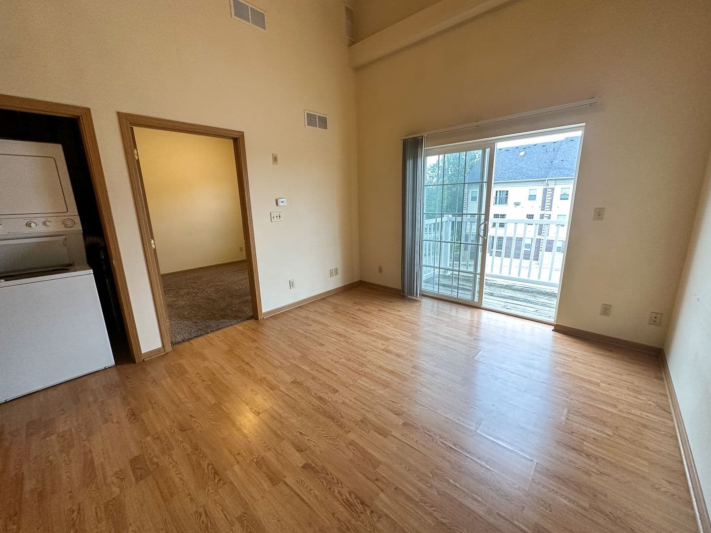 Ames Apartment: 210 Gray Ave