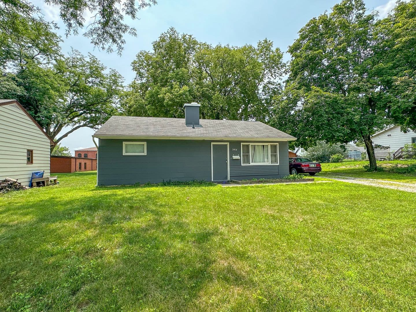 Ames House: 3414 West St