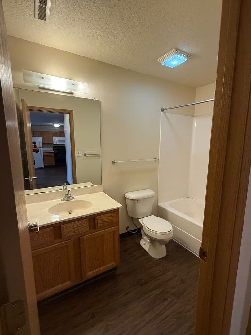 Ames Apartment: 223 Crystal St