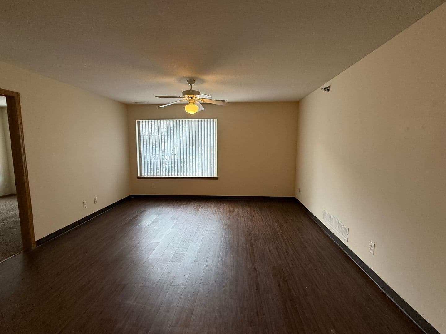 Ames Apartment: 219 Crystal St