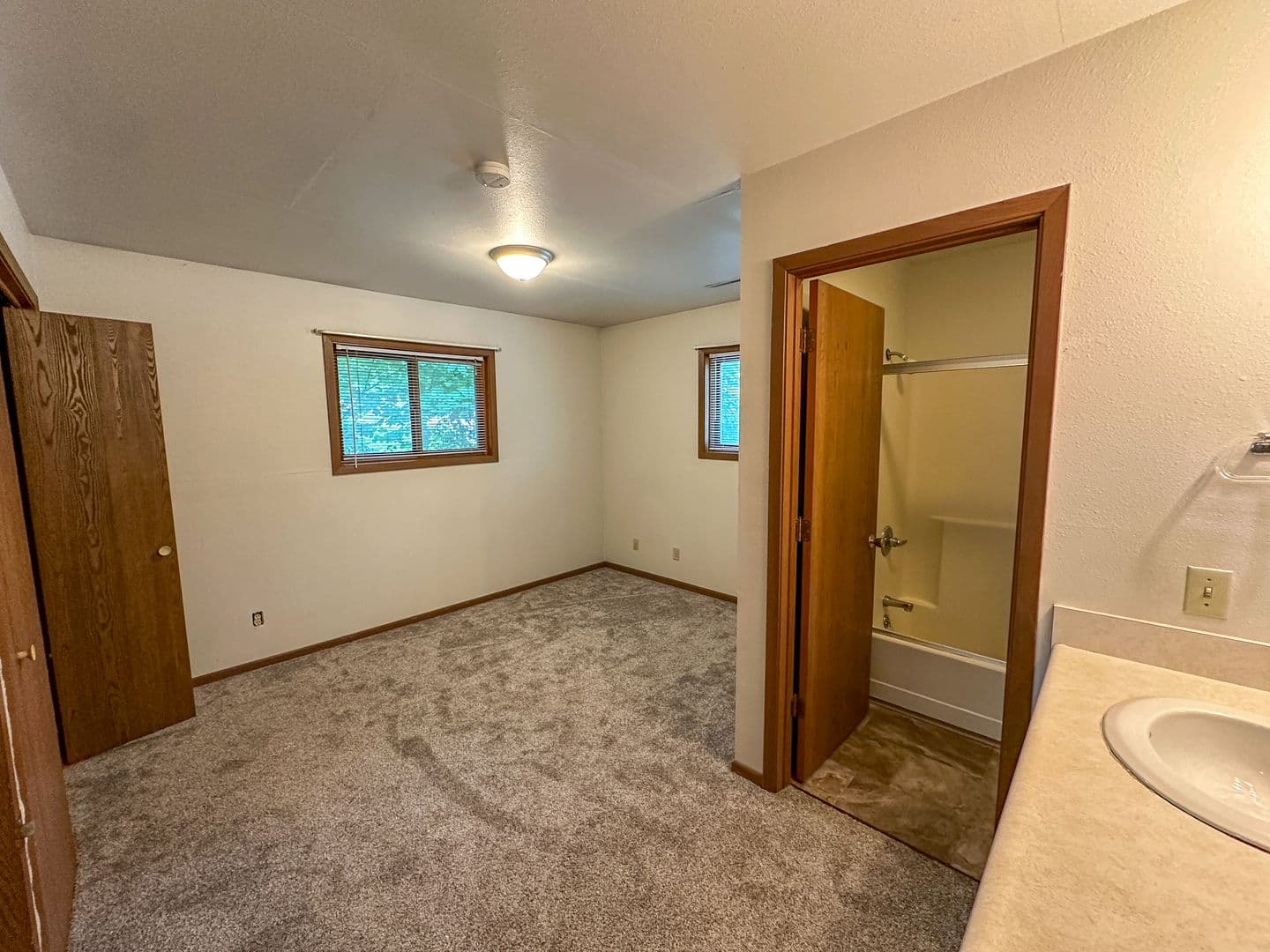 Ames House: 3012 Oakland St