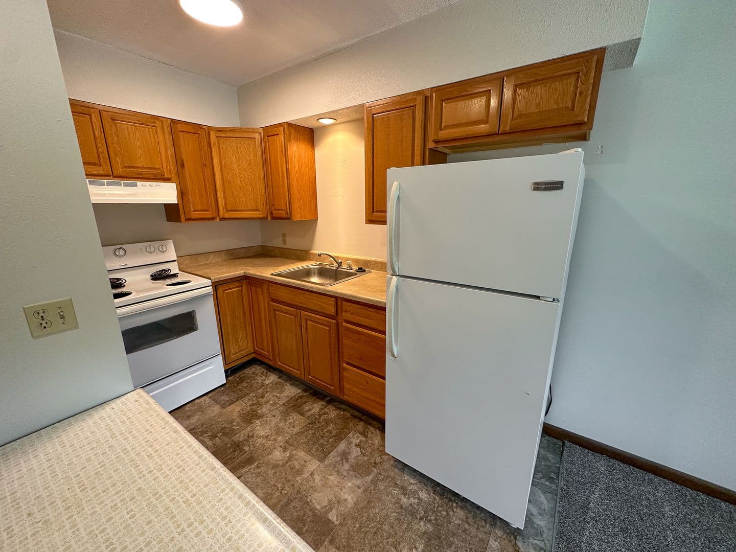 Ames Apartment: 2929 West St