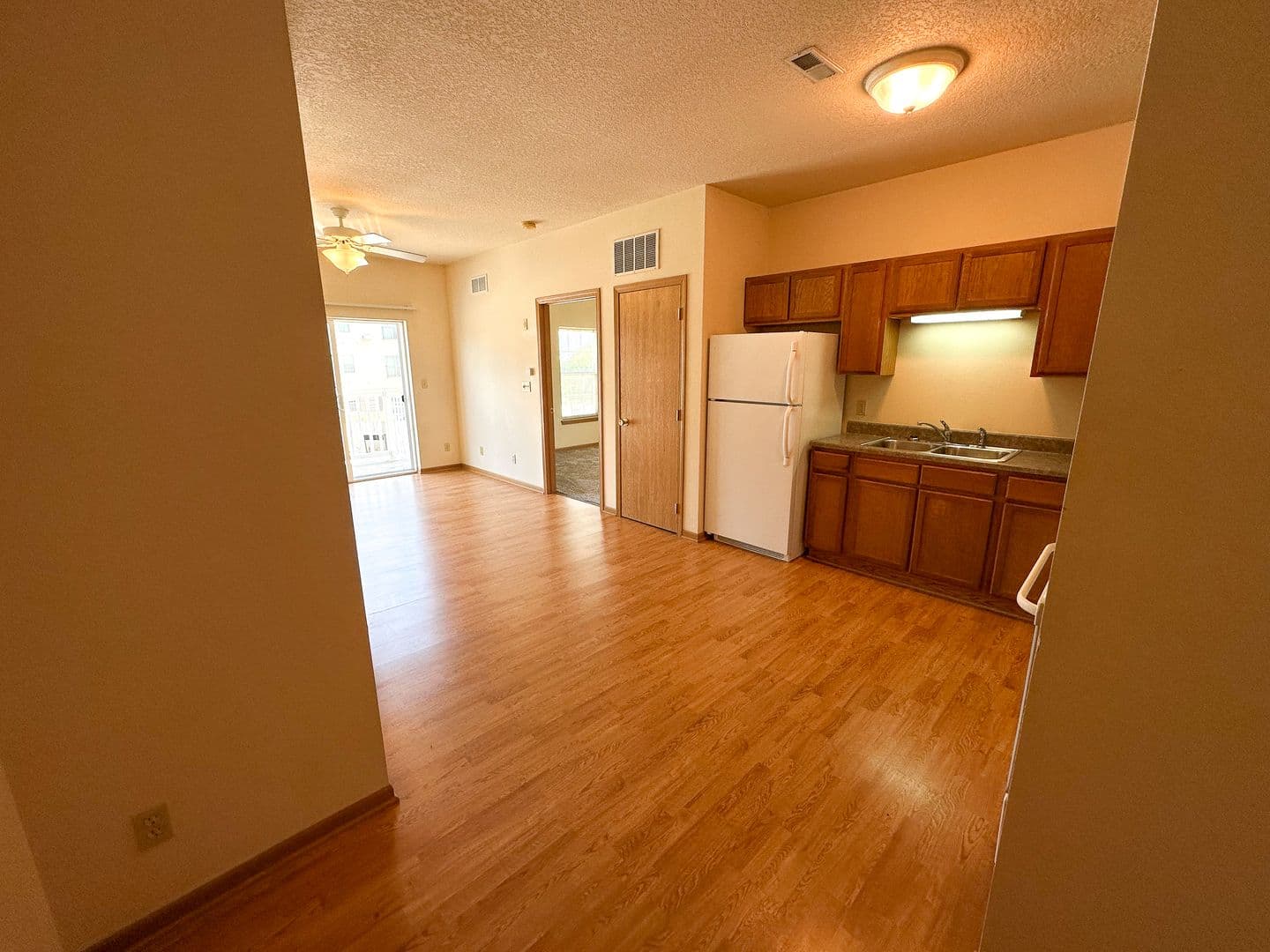Ames Apartment: 210 Gray Ave