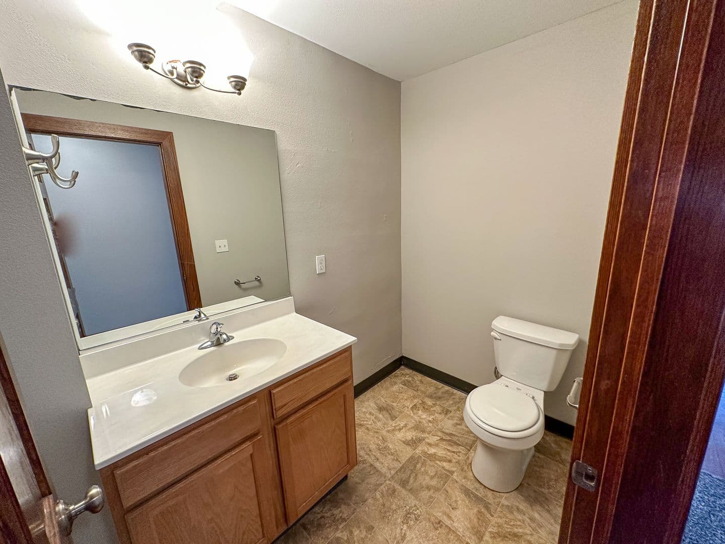 Ames House: 225 Sheldon Ave