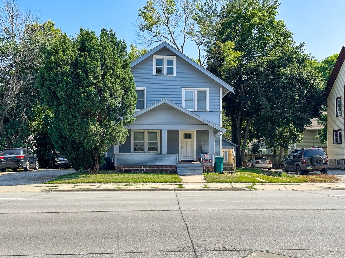 Ames House: 2862 Lincoln Way