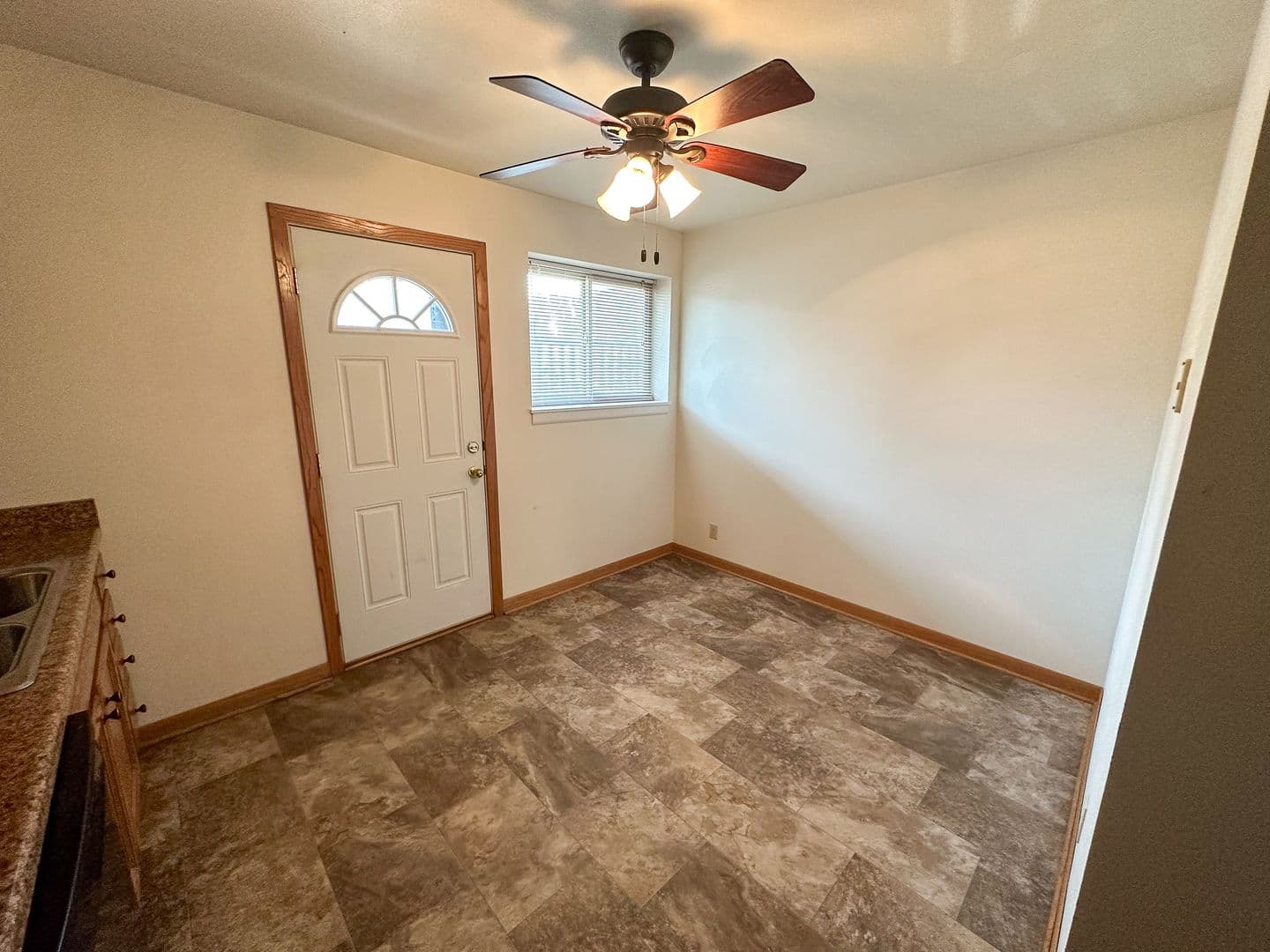 Ames Apartment: 1108 S. 4th St