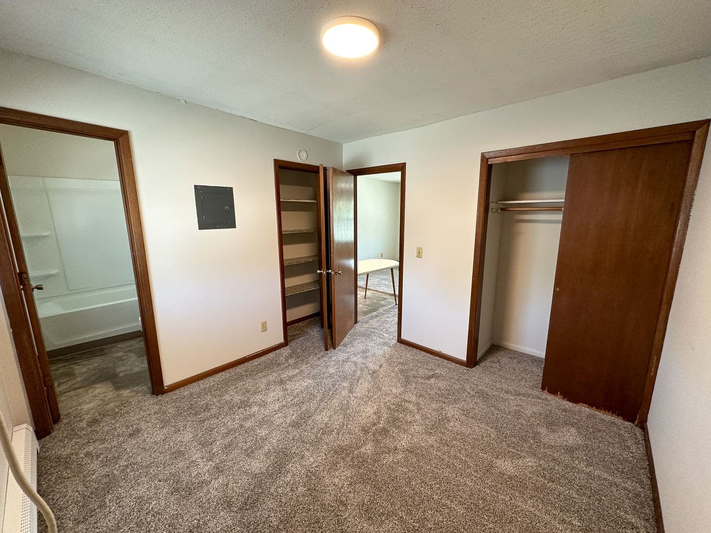 Ames Apartment: 2929 West St