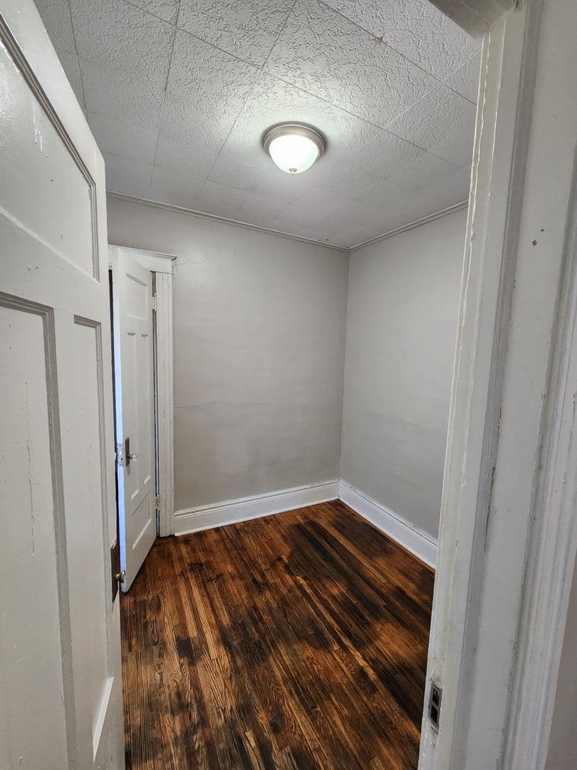Rochester Apartment: 15-17 Sawyer Street