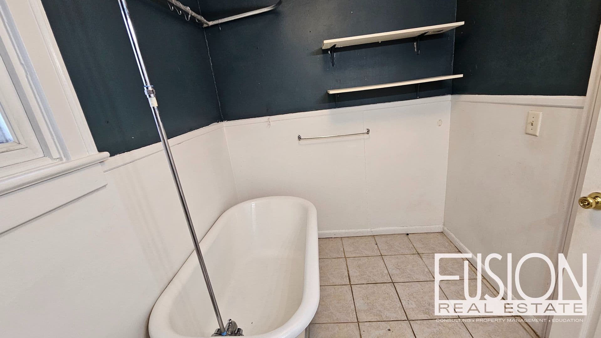 Burlington Apartment: 21-25 Elmwood Avenue