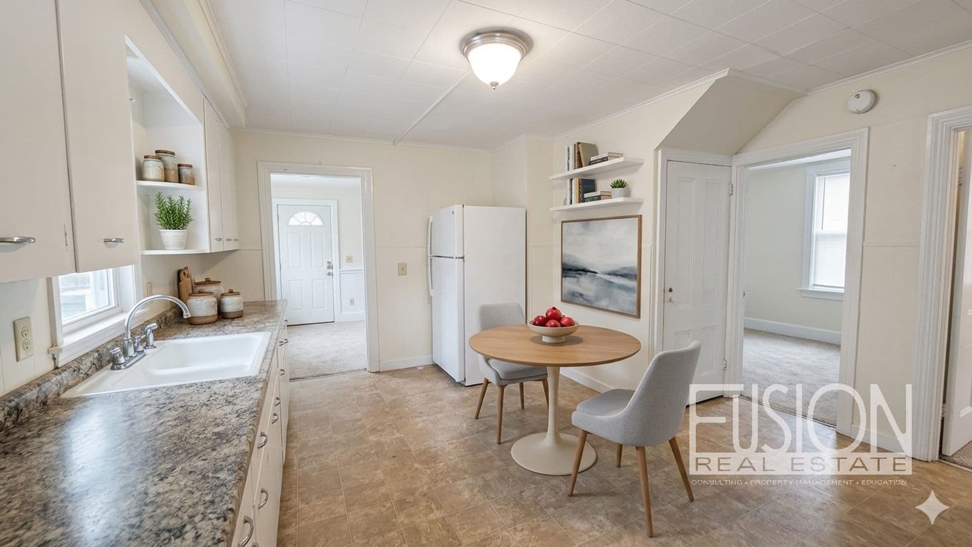 Burlington Apartment: 46 Lafountain Street