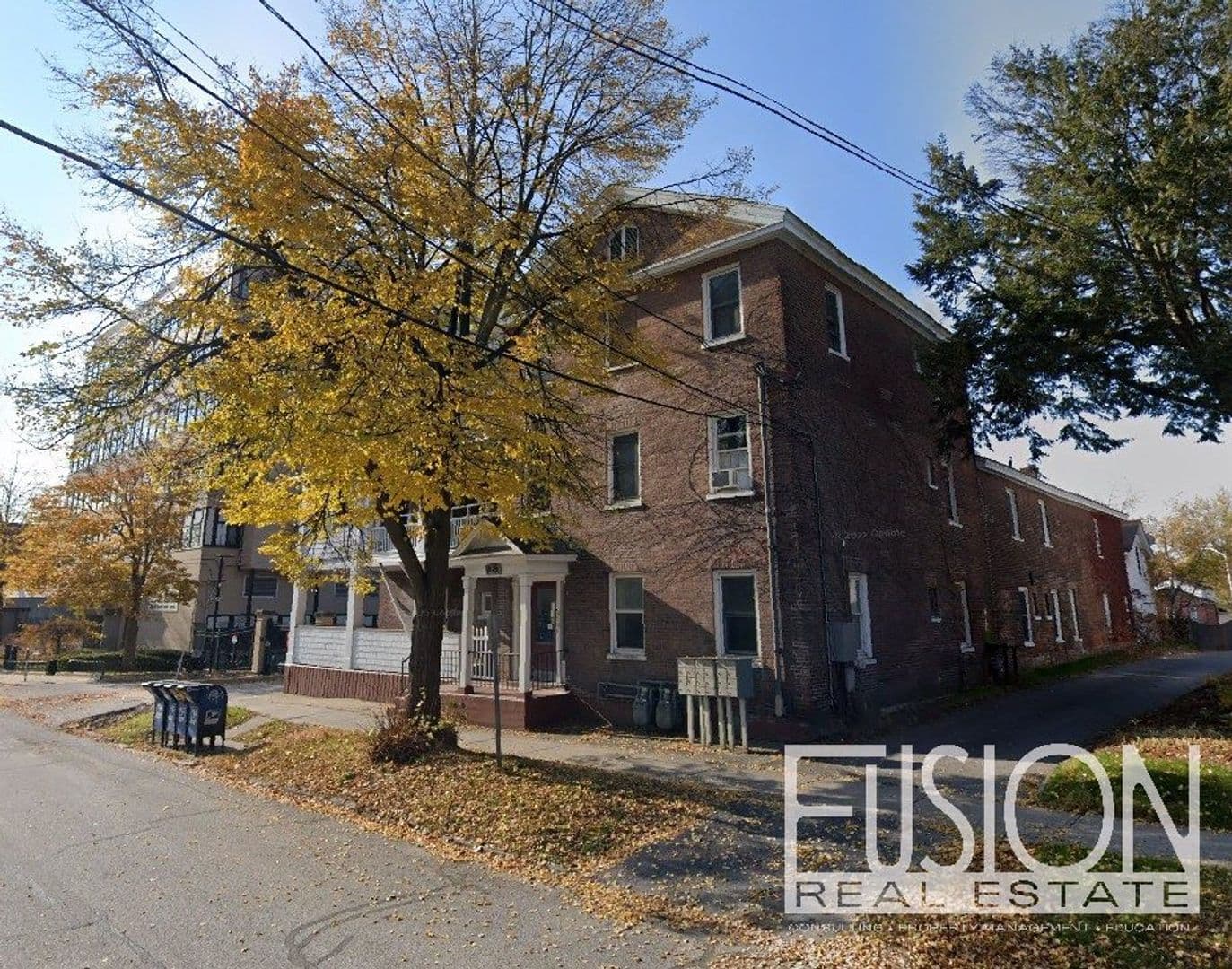 Burlington Apartment: 21-25 Elmwood Avenue