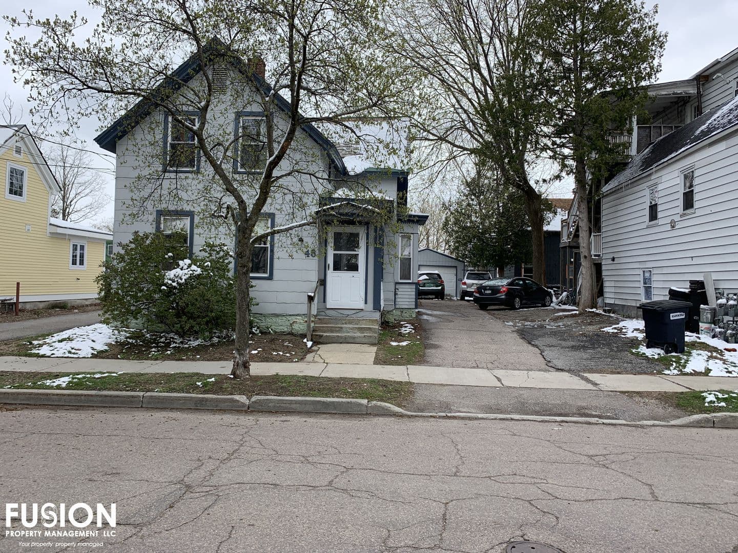 Burlington Apartment: 46 Lafountain Street
