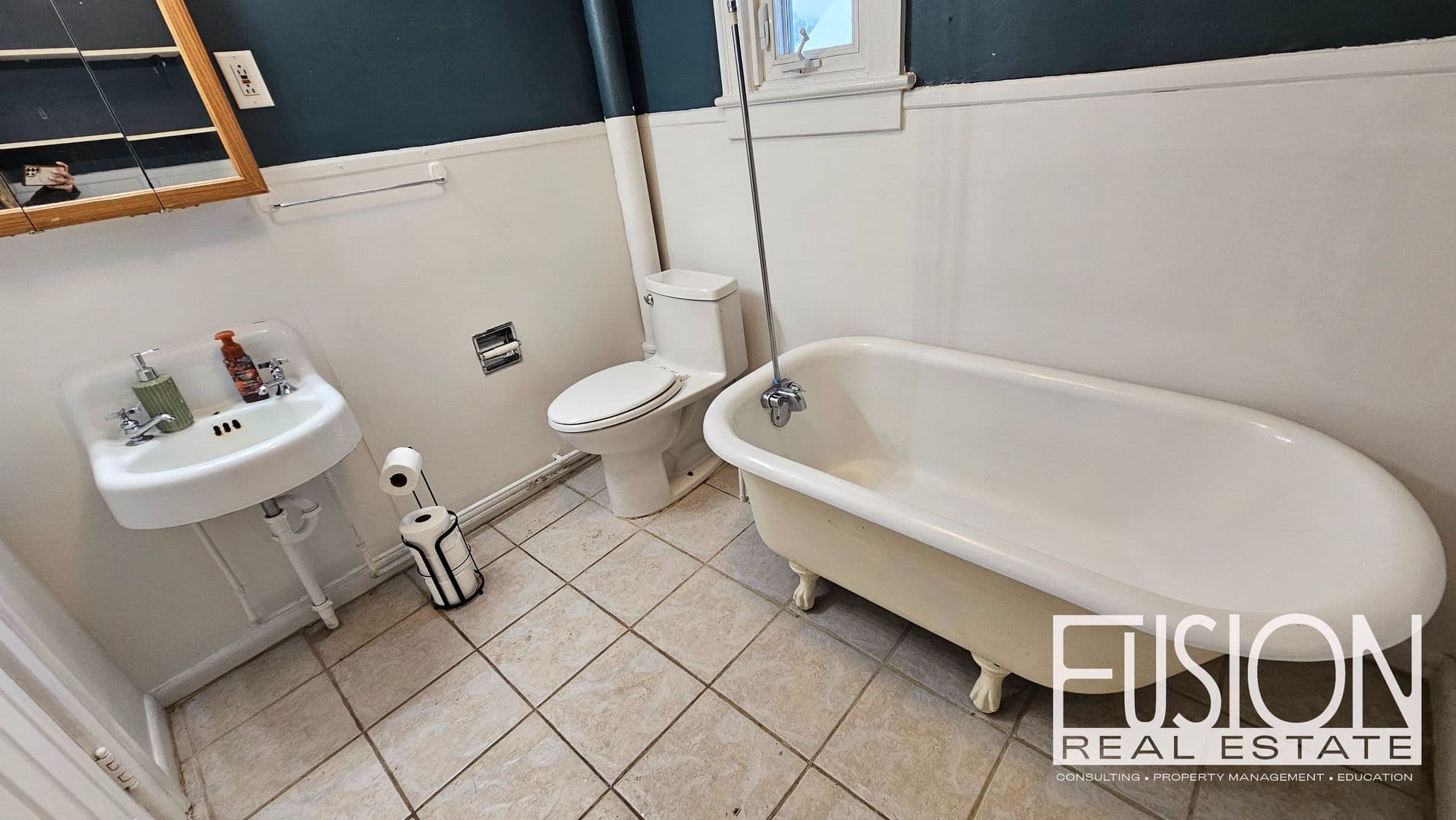 Burlington Apartment: 21-25 Elmwood Avenue