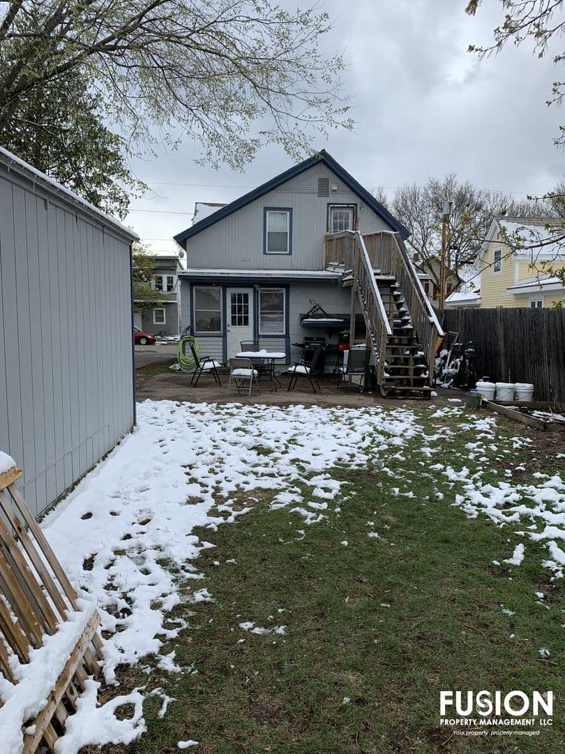 Burlington Apartment: 46 Lafountain Street