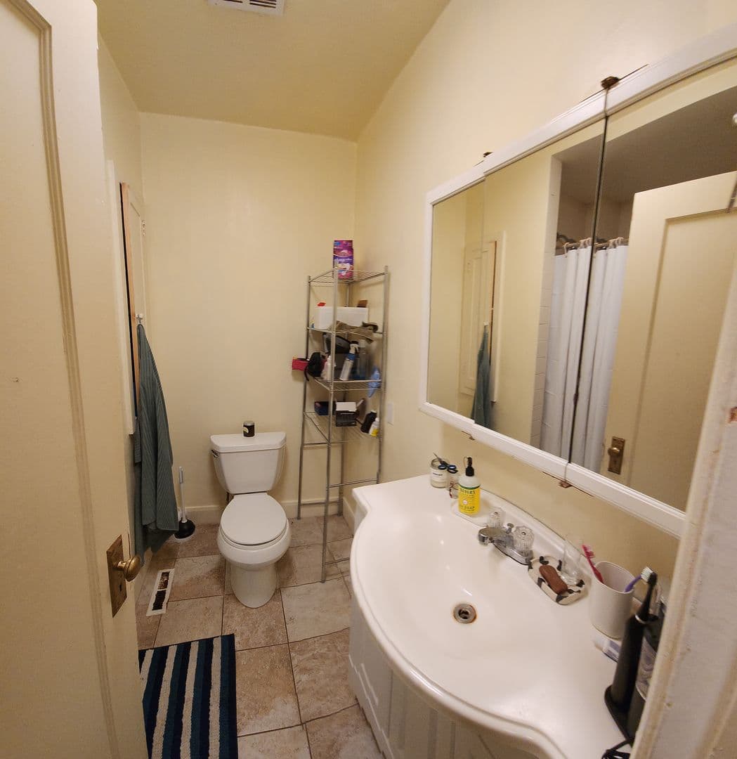San Luis Obispo House: 536 Hathway Avenue