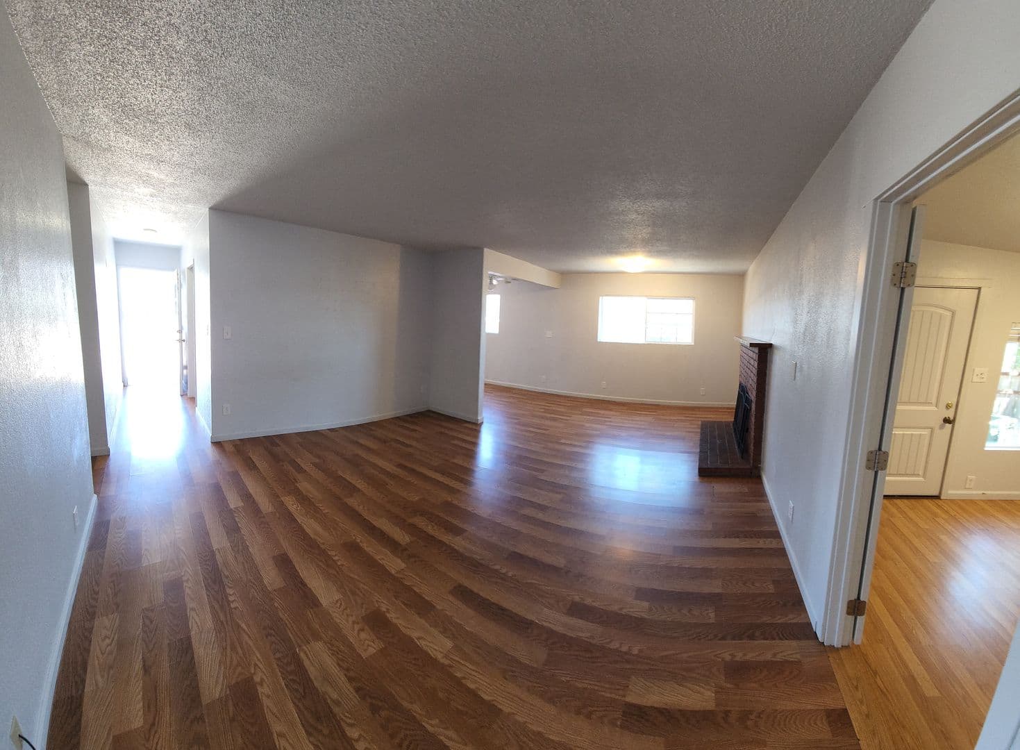 San Luis Obispo House: 147 Cerro Romauldo***