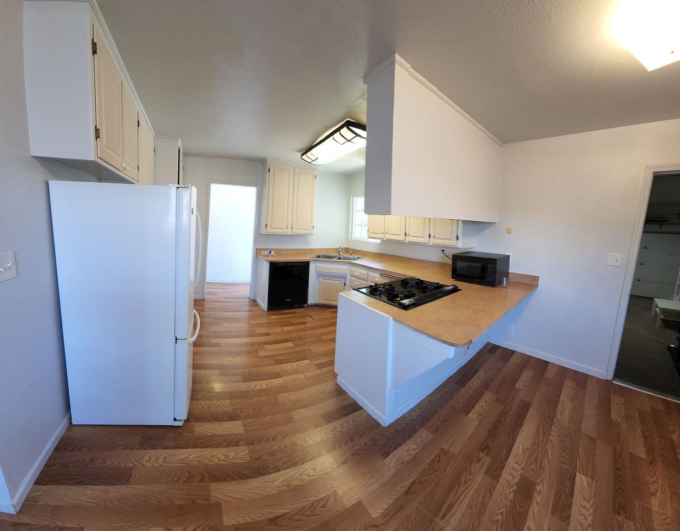 San Luis Obispo House: 147 Cerro Romauldo***