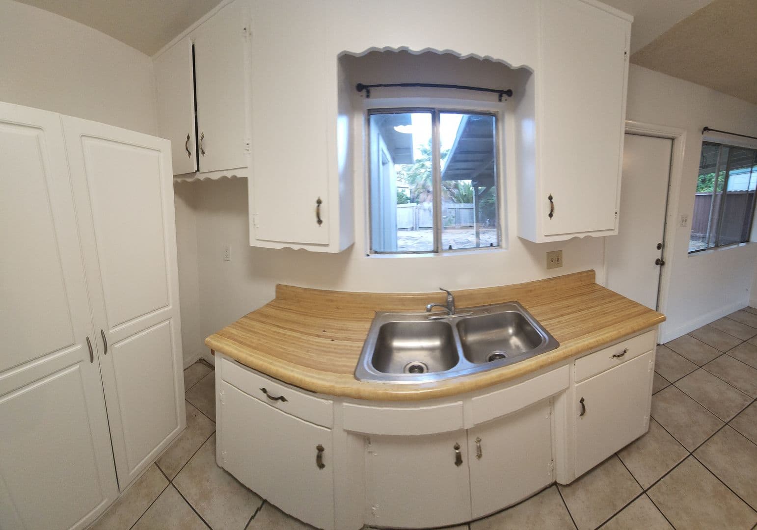 San Luis Obispo House: 1321 Madonna Road
