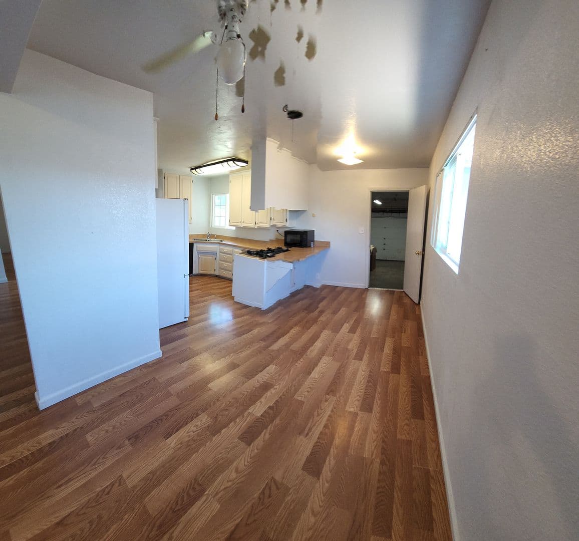San Luis Obispo House: 147 Cerro Romauldo***