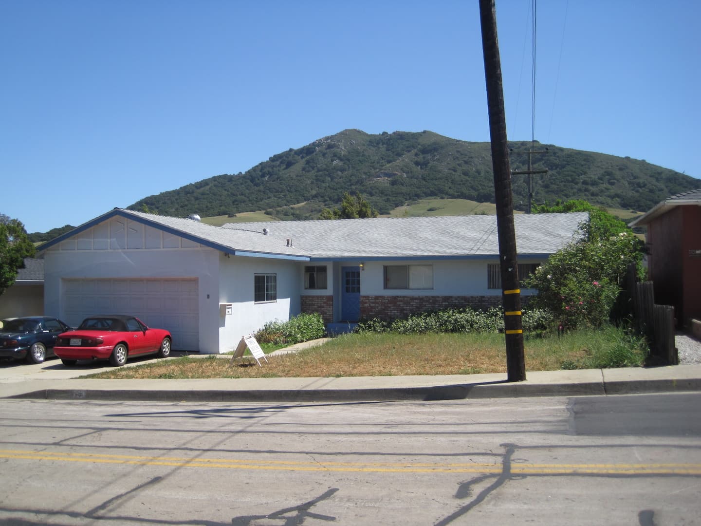 San Luis Obispo House: 147 Cerro Romauldo***