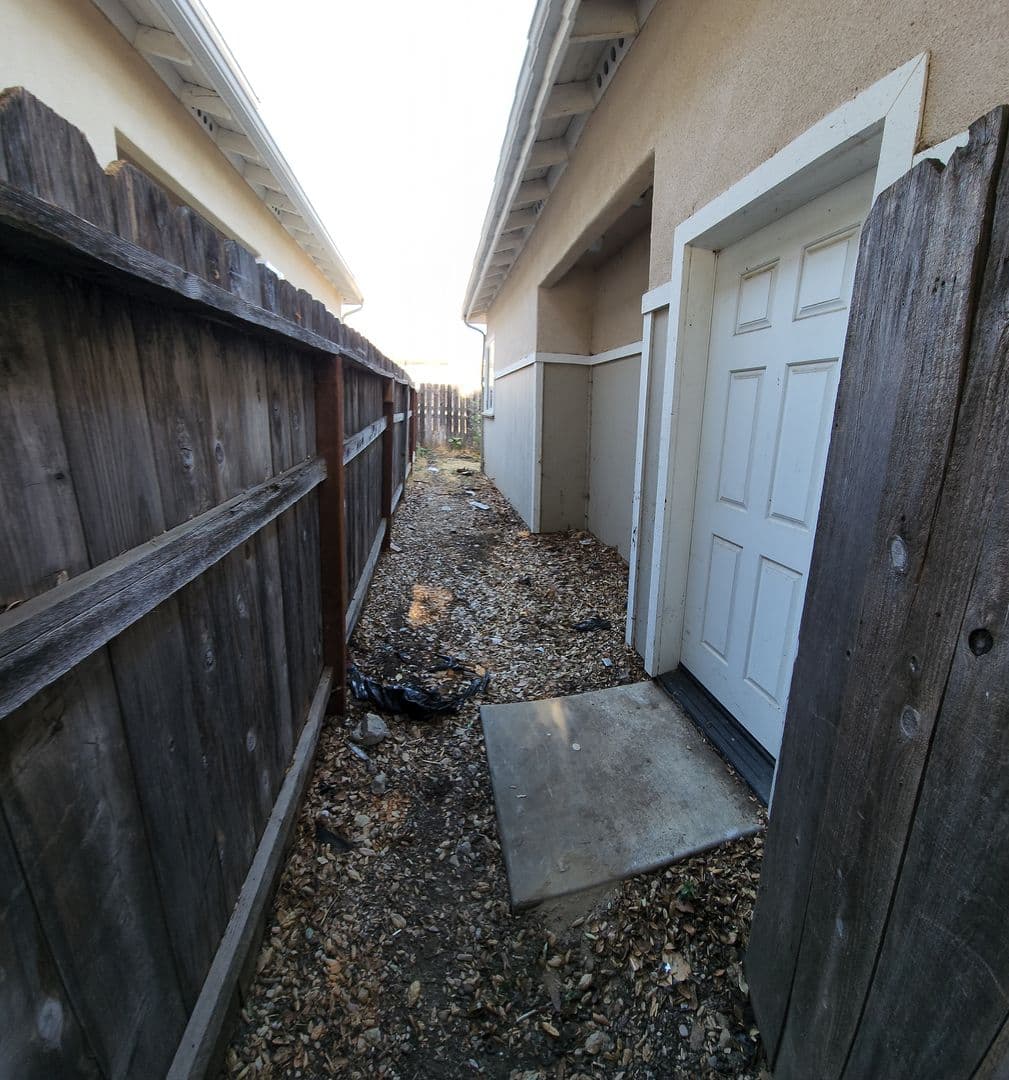 San Luis Obispo House: 316 Leroy Court