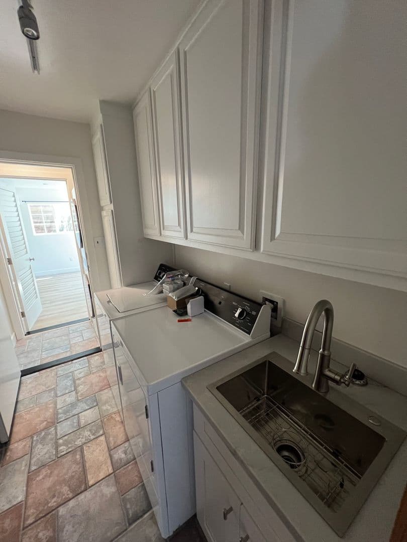 San Luis Obispo House: 2042 Hays Street