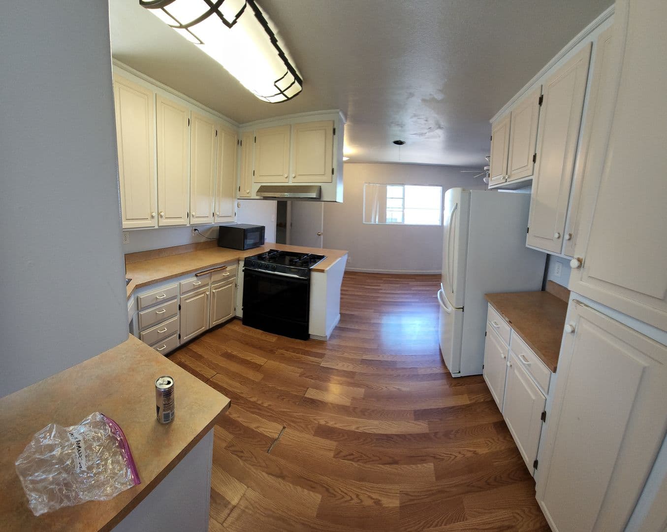 San Luis Obispo House: 147 Cerro Romauldo***