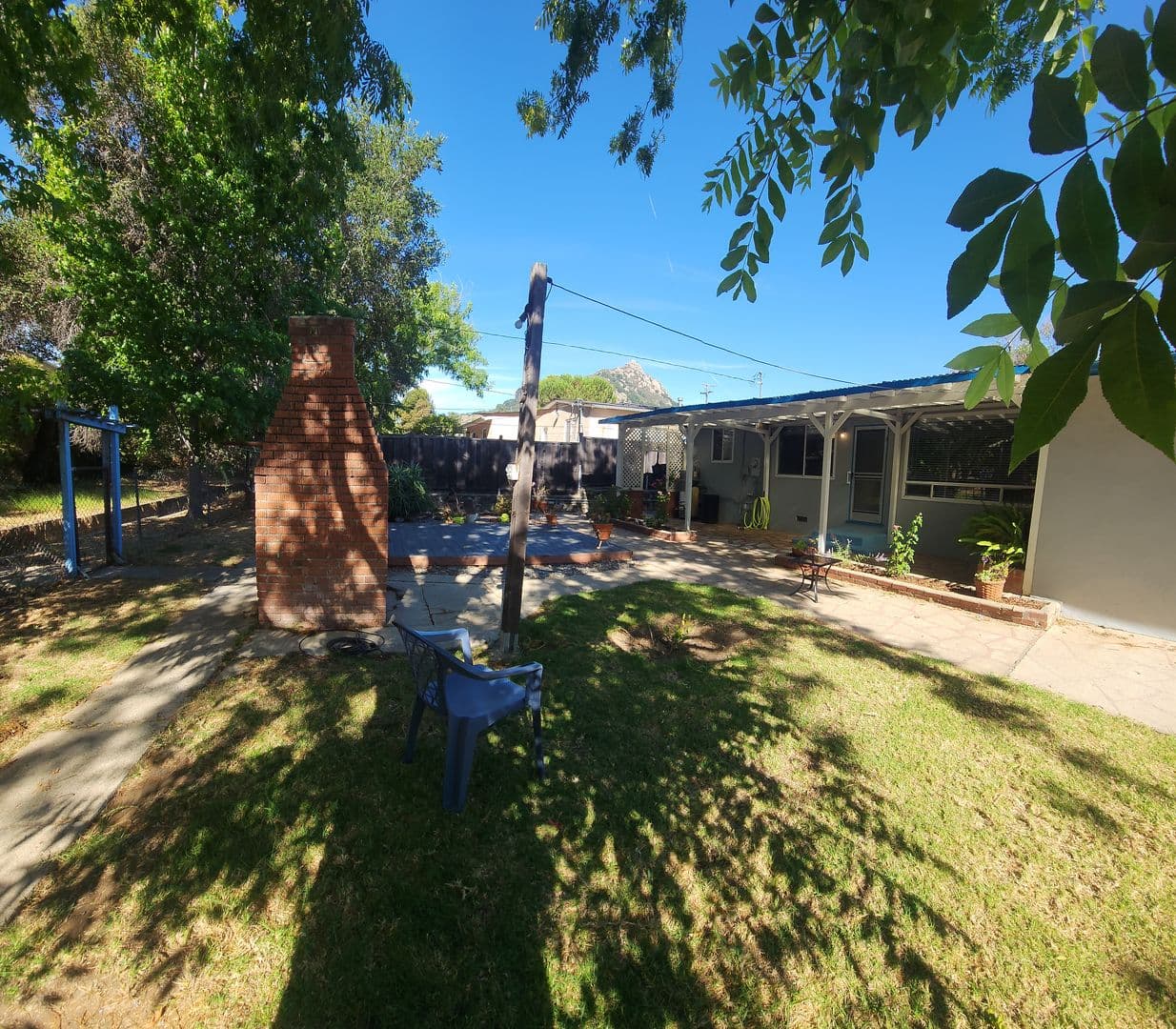 San Luis Obispo Apartment: 295 and 297 Cerro Romauldo