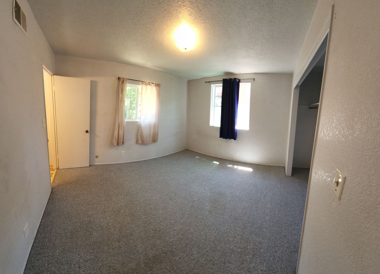 San Luis Obispo House: 147 Cerro Romauldo***