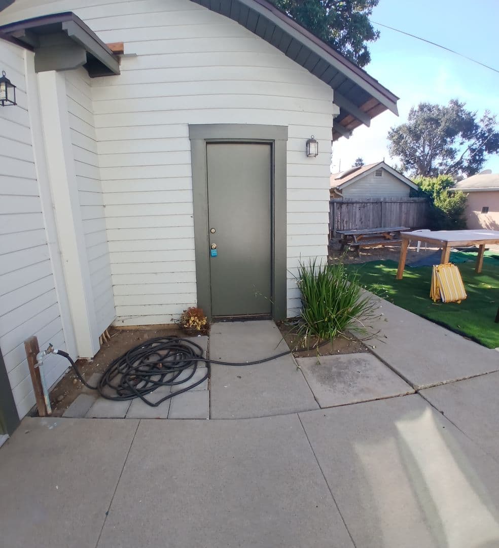 San Luis Obispo House: 1353 Higuera Unit A