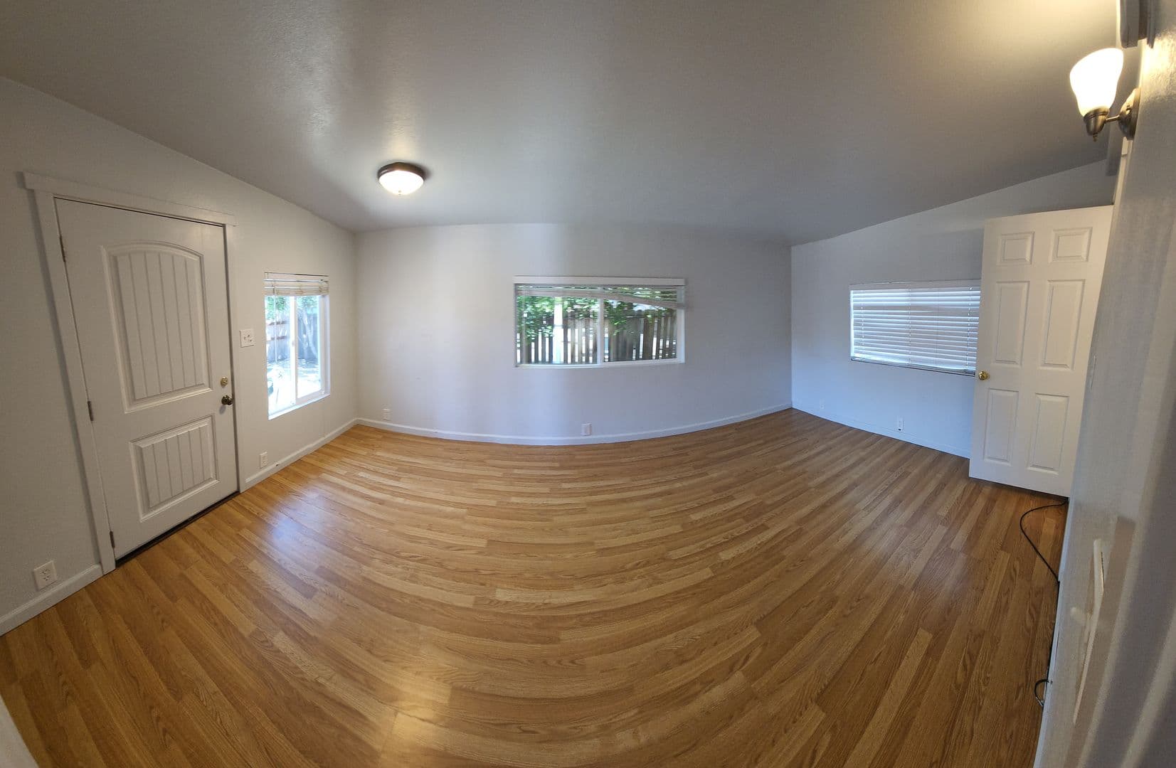 San Luis Obispo House: 147 Cerro Romauldo***