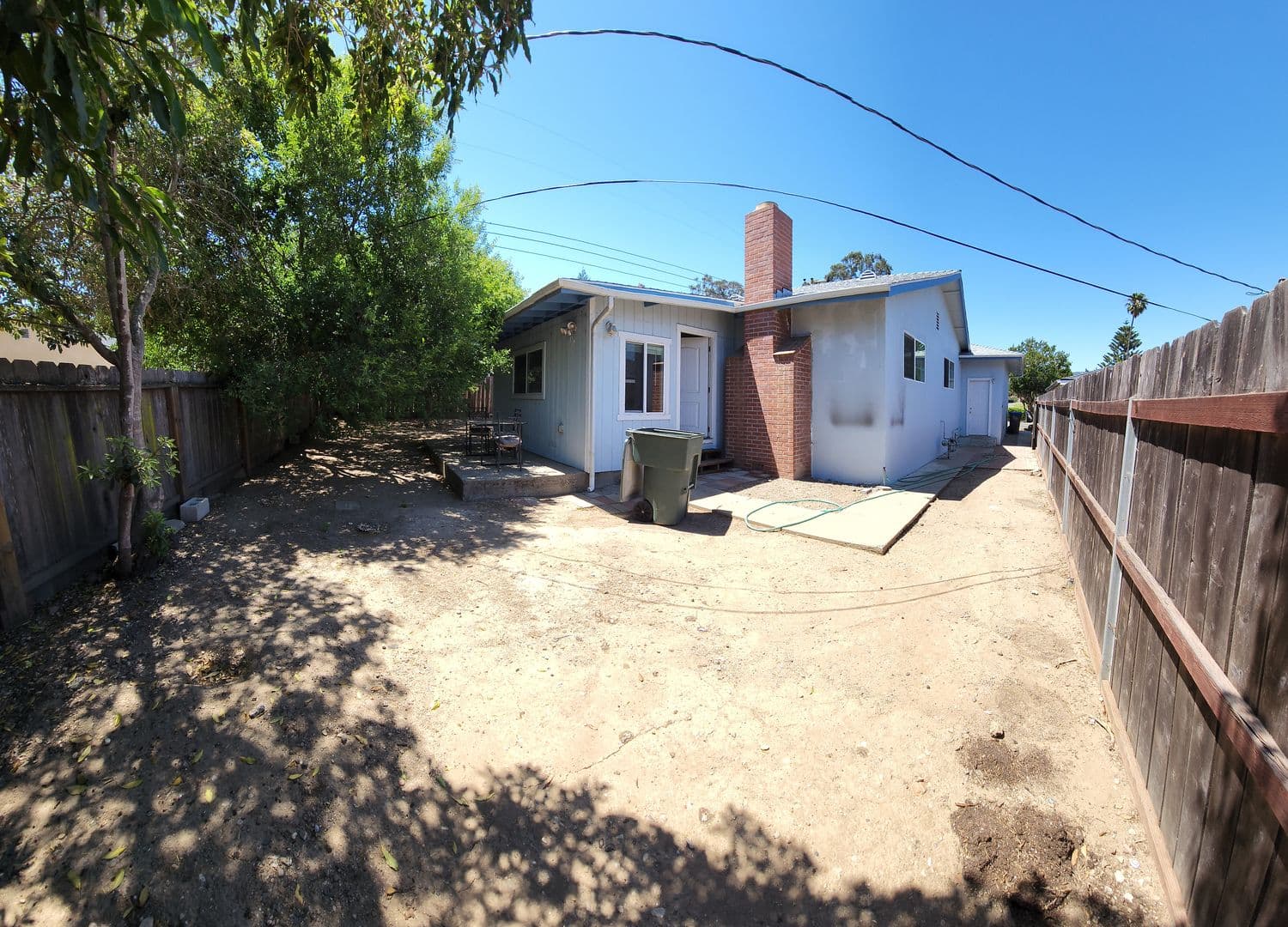 San Luis Obispo House: 147 Cerro Romauldo***