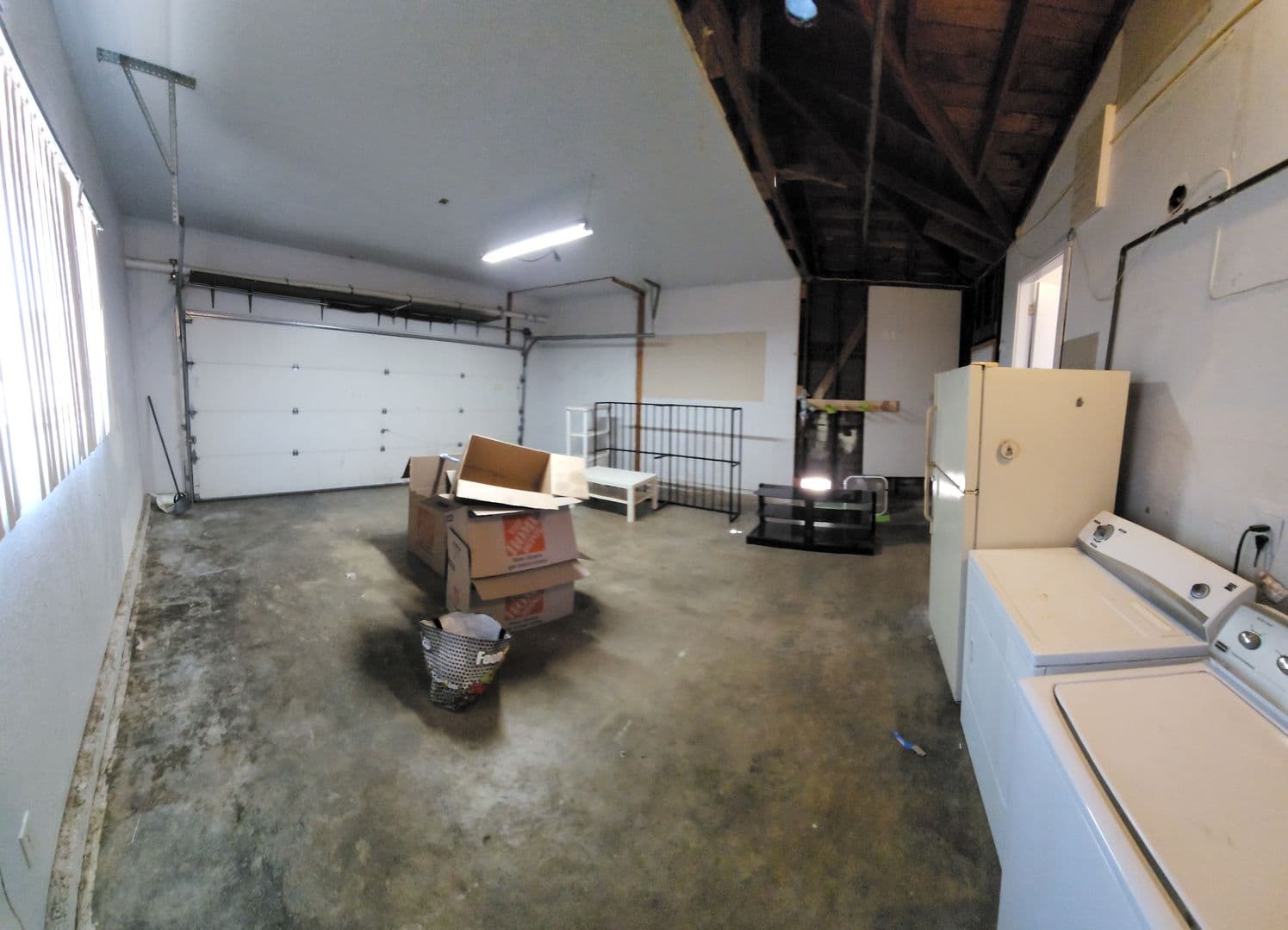 San Luis Obispo House: 147 Cerro Romauldo***