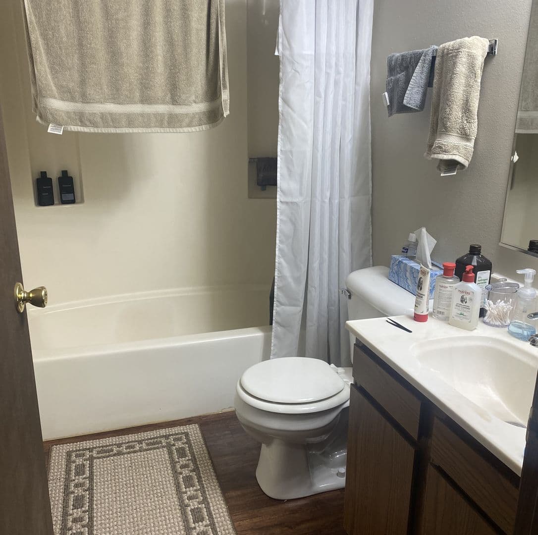 Eau Claire Apartment: 3613 Fairfax Street