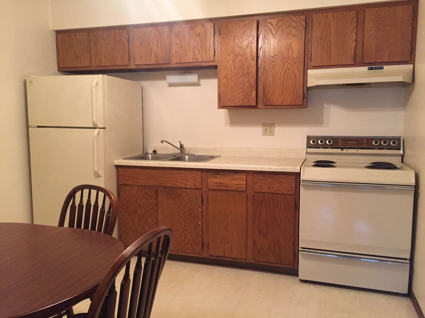 Eau Claire Apartment: 2328 Sessions Street