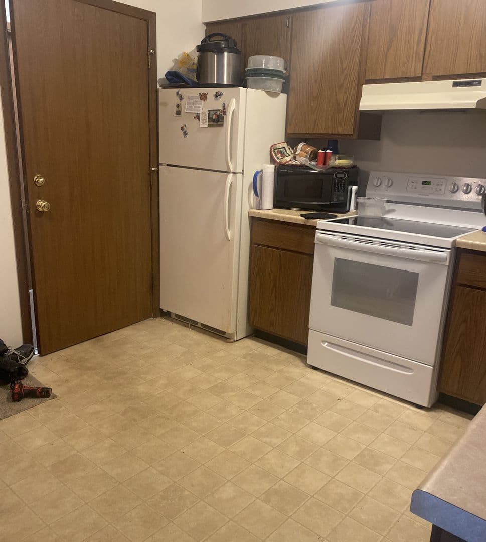 Eau Claire Apartment: 3613 Fairfax Street