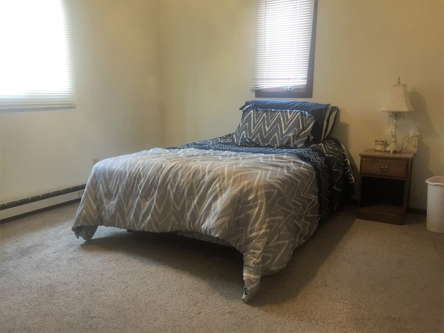 Eau Claire Apartment: 2318 Sessions St