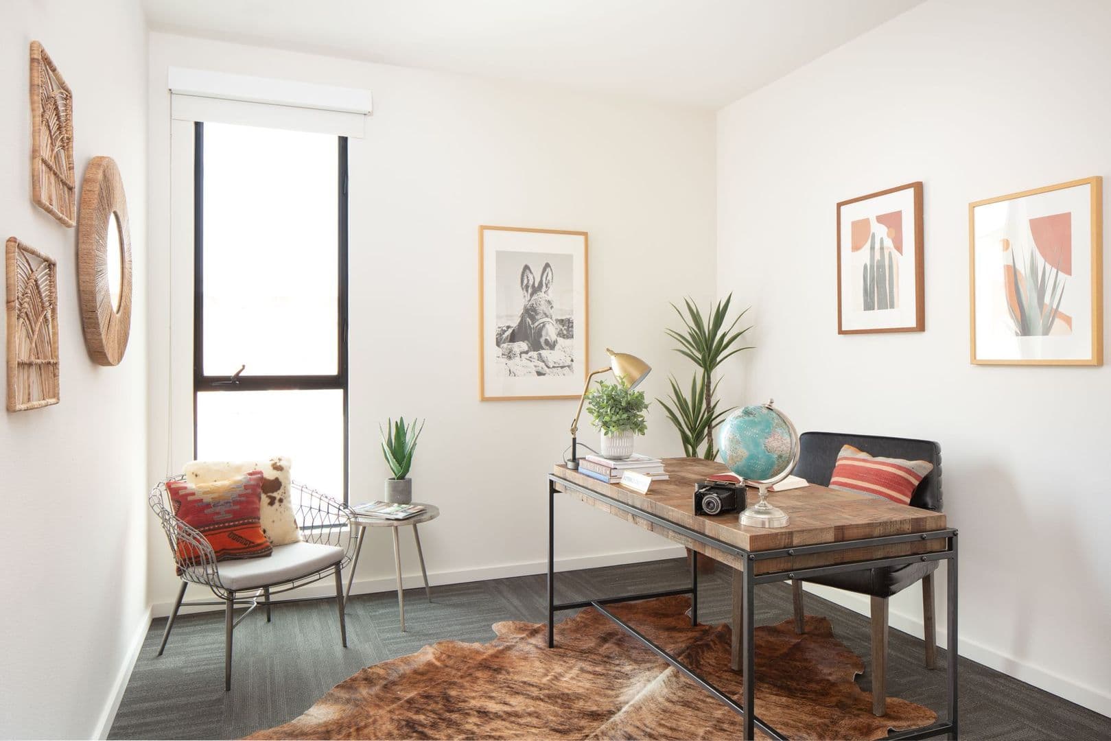 Los Angeles Apartment: 11830 Courtleigh Drive