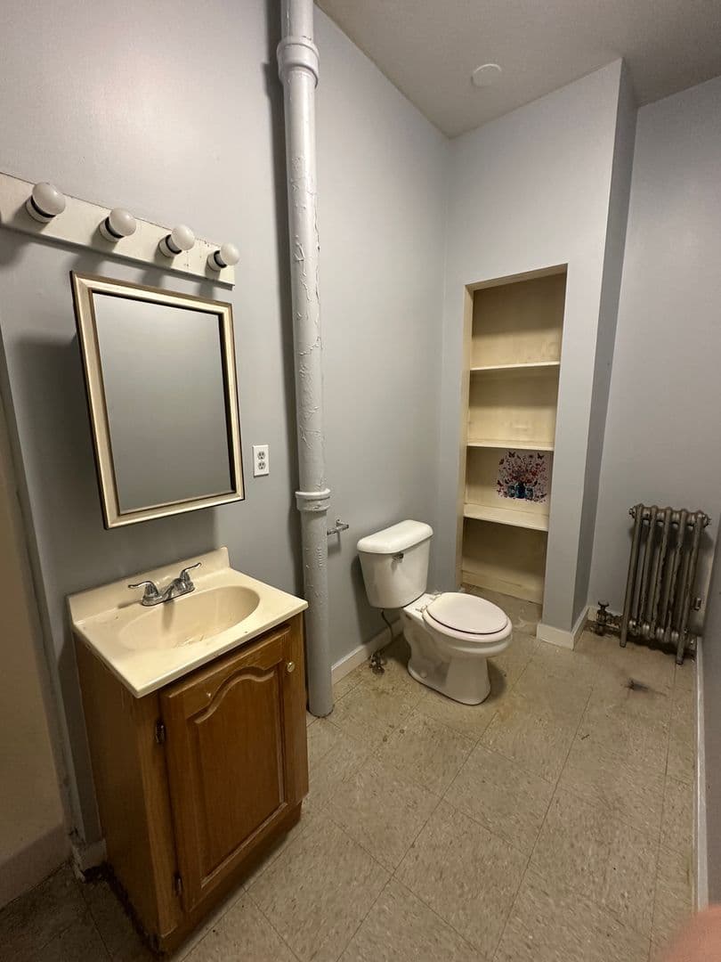 Laconia Apartment: 50-52 Rowe Court