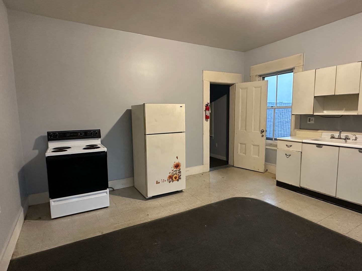 Laconia Apartment: 50-52 Rowe Court