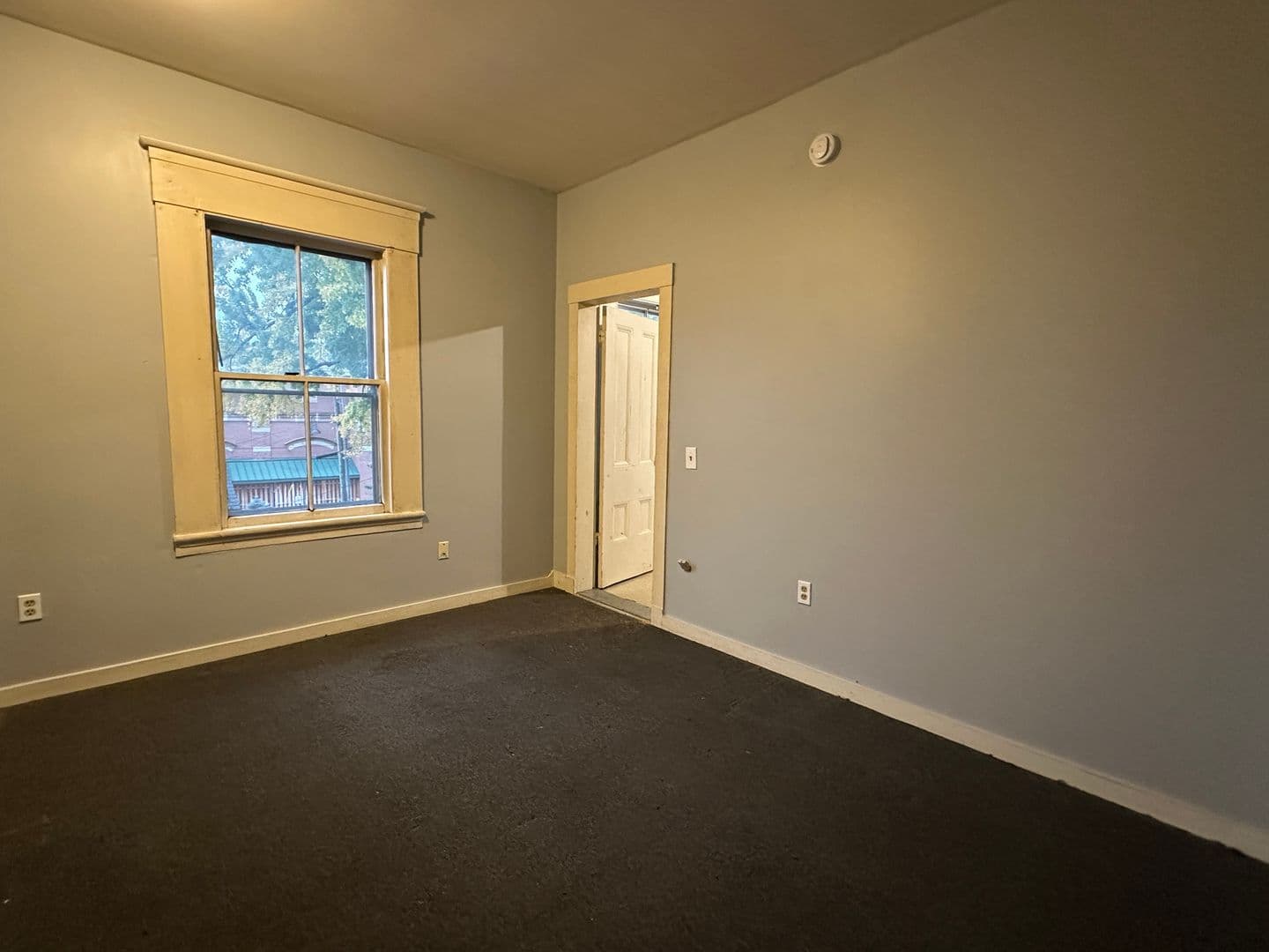 Laconia Apartment: 50-52 Rowe Court