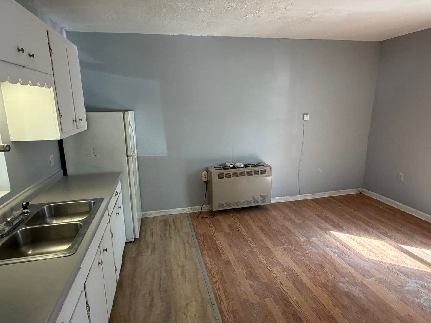 Farmington Apartment: 297 Main Street